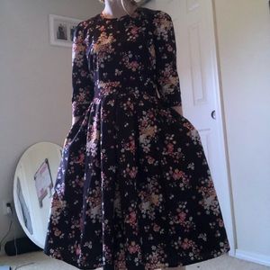 Flower dress with pockets
